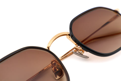 TT11 Akira col.Black & Gold / Fade Brown